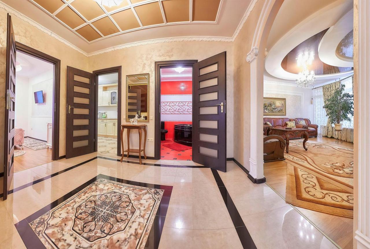 Luxury Apartments Truskavets Ngoại thất bức ảnh
